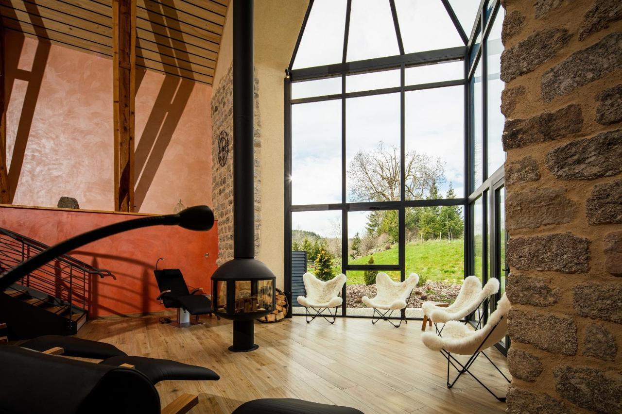Hôtel Restaurant de la Poste et La Grange Détente, espace bien-être Châteauneuf-de-Randon Exterior foto